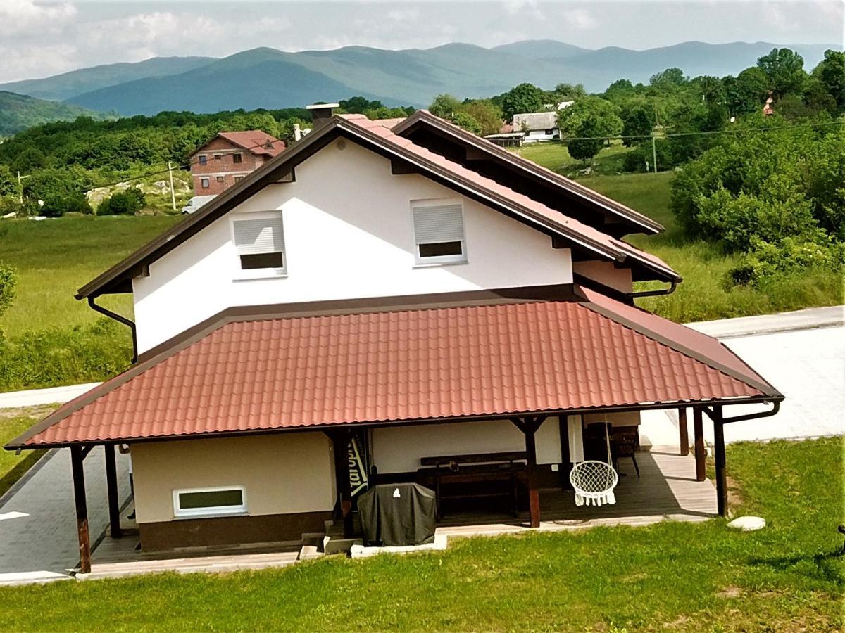Guest House Tonka Otocac Exterior photo